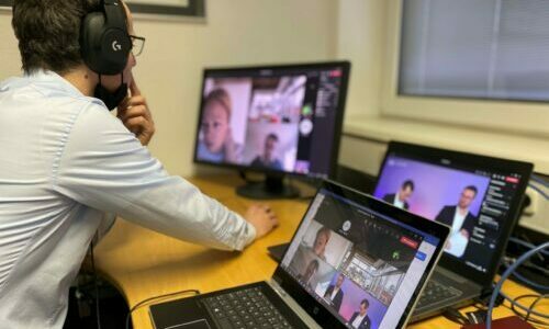 Test-Konferenz für einen Livestream